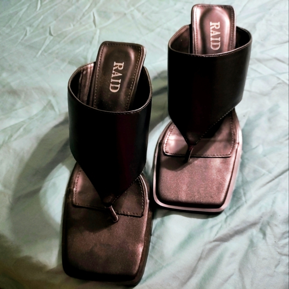 Black Heeled Sandals